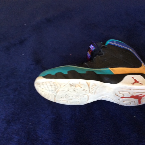 Jordan nine - Picture 3 of 6